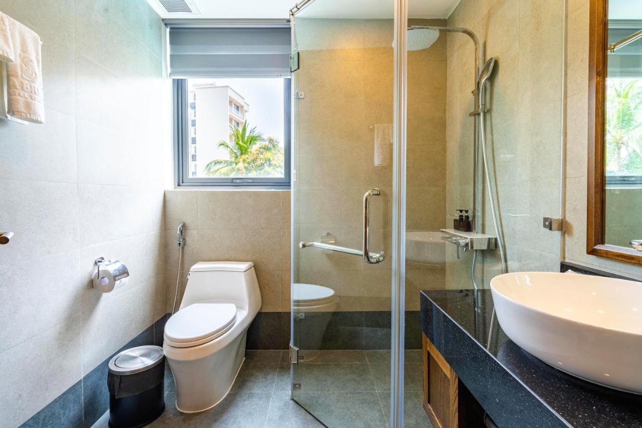 Sea Breeze Condotel Danang Buitenkant foto