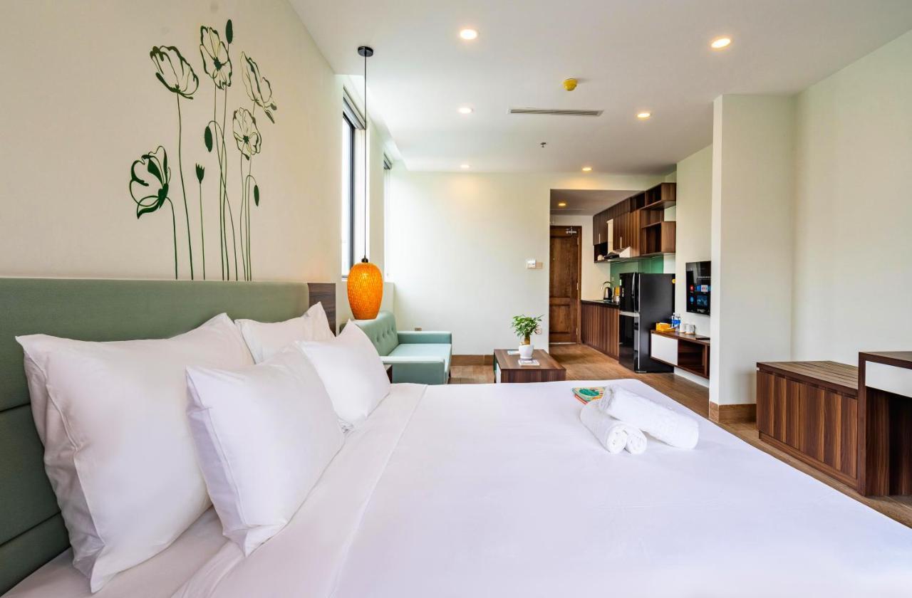 Sea Breeze Condotel Danang Buitenkant foto