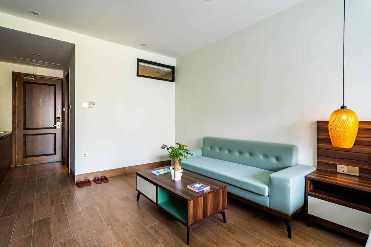 Sea Breeze Condotel Danang Buitenkant foto
